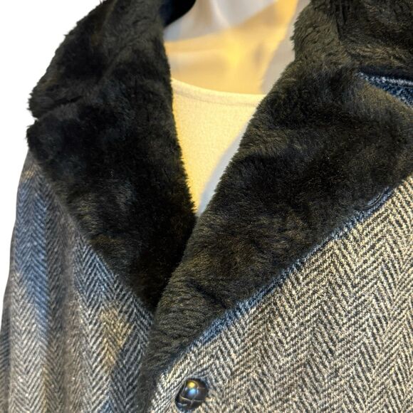 Vintage 80s Westchester Classics Men’s Herringbone Faux Fur Lined Coat Made USA - Picture 4 of 16